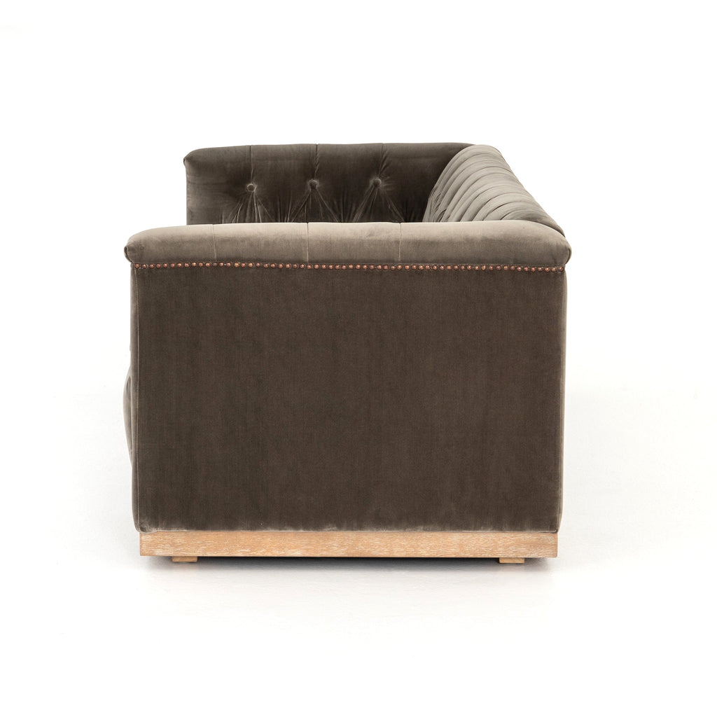 Arlo Sofa
