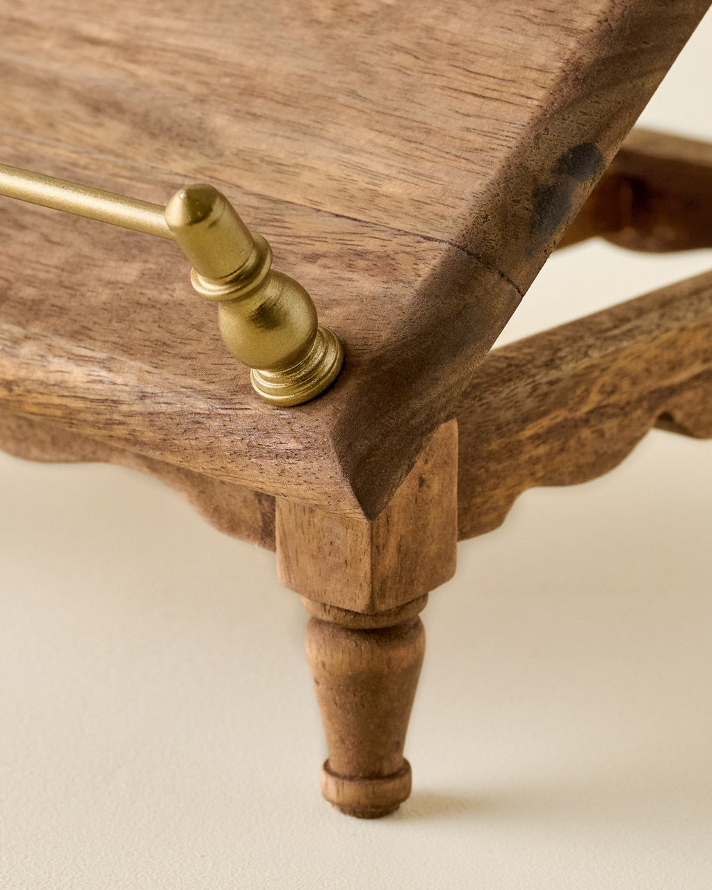 Vintage-Inspired Cookbook Holder + Riser