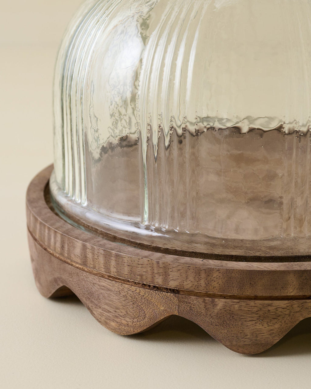 Wavy Edge Cake Stand + Fluted Dome